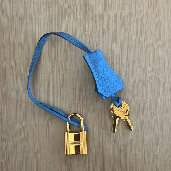 Hermès Kelly 35 Retourne Blue Paradis Clemence GHW - Picture 13 of 14